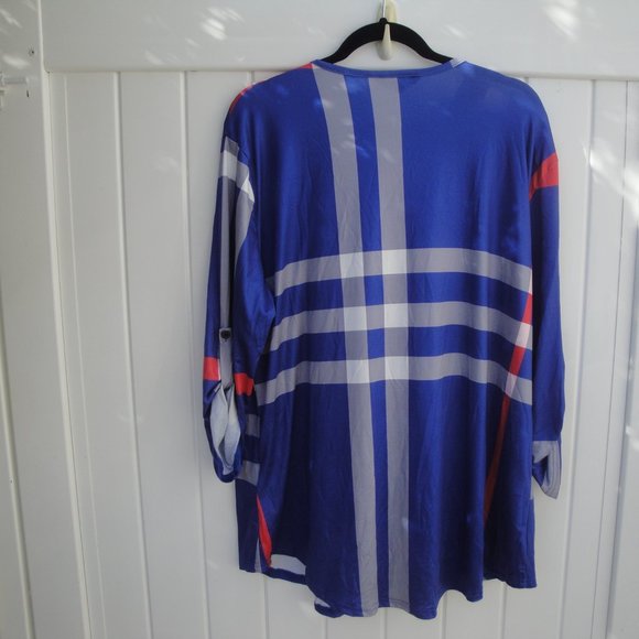 Amaryllis Royal Blue, Red- White Top Plaid Top XL - Picture 4 of 4